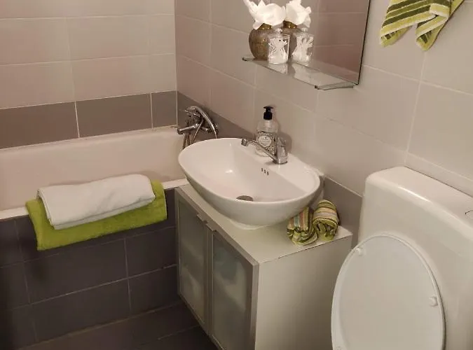 Cosy Home! Perfect For Visiting * Κλουζ-Ναπόκα